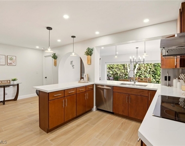 339 Landmark Street - Photo Thumbnail 10