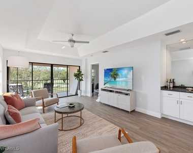 709 Augusta Boulevard - Photo Thumbnail 1