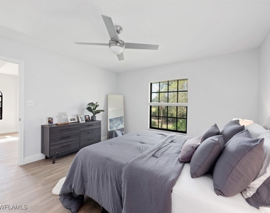 709 Augusta Boulevard - Photo Thumbnail 6