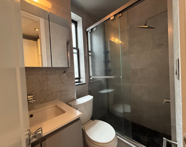 410 East 13th Street - Photo Thumbnail 14