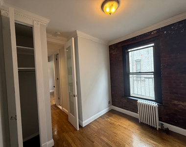410 East 13th Street - Photo Thumbnail 12