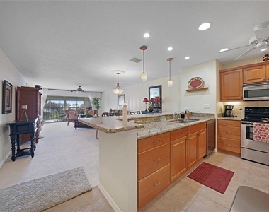 601 Shreve Street - Photo Thumbnail 14