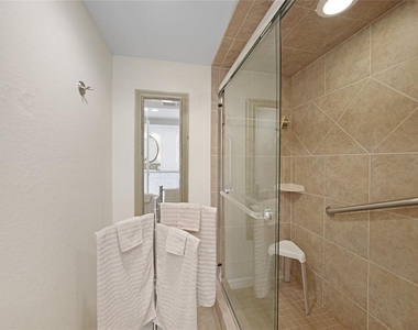 601 Shreve Street - Photo Thumbnail 26