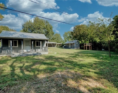 5608 Oak Blvd - Photo Thumbnail 18