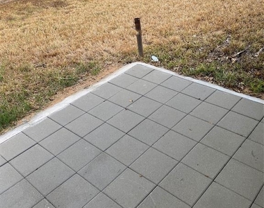 2819 Colony Drive - Photo Thumbnail 12