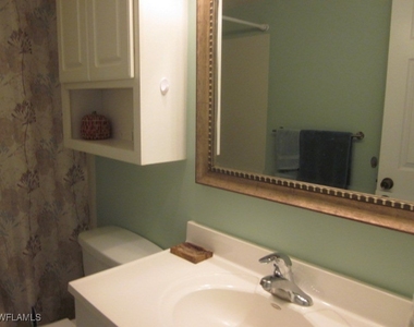 719 Sw 47th Terrace - Photo Thumbnail 9