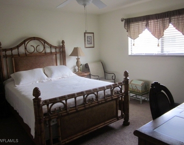 719 Sw 47th Terrace - Photo Thumbnail 8