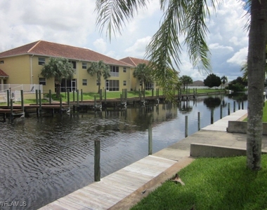 719 Sw 47th Terrace - Photo Thumbnail 14