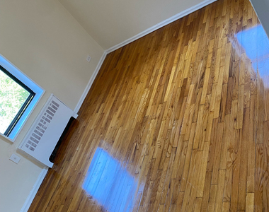 141-55 85th Road - Photo Thumbnail 4