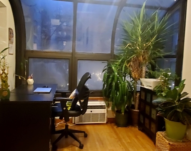 278 West 86th Street - Photo Thumbnail 4