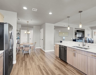 8255 Las Vegas Boulevard - Photo Thumbnail 11