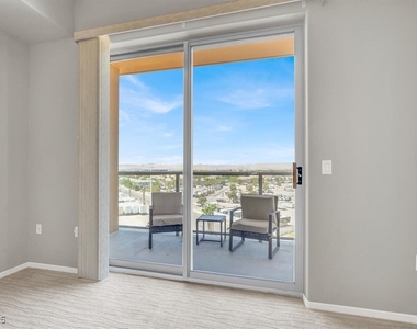 8255 Las Vegas Boulevard - Photo Thumbnail 15