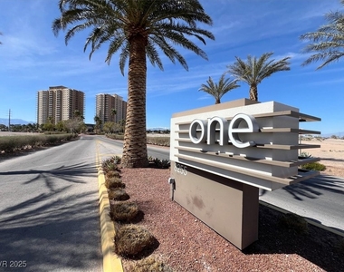 8255 Las Vegas Boulevard - Photo Thumbnail 37