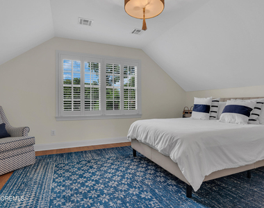 314 Jersey Avenue - Photo Thumbnail 27