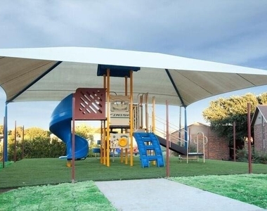 817 Colcord Ave - Photo Thumbnail 7