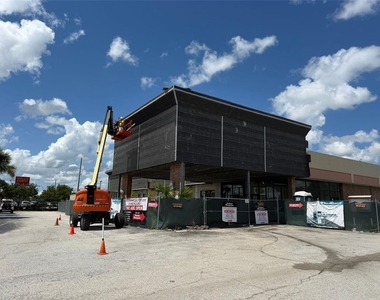 7900 S Orange Blossom Trail - Photo Thumbnail 9