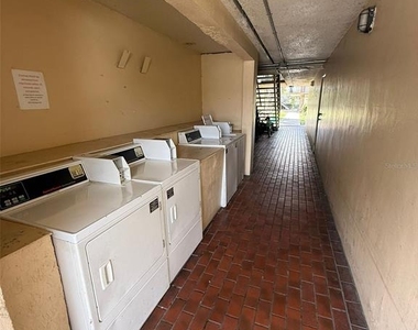 7900 S Orange Blossom Trail - Photo Thumbnail 5