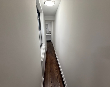 147  East 72nd Street - Photo Thumbnail 7