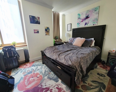400 East 90th Street - Photo Thumbnail 1
