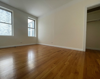 117 West 13th Street - Photo Thumbnail 2