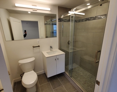 45 West 81st Street - Photo Thumbnail 3