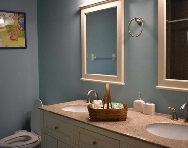 2300 Florida Boulevard - Photo Thumbnail 13