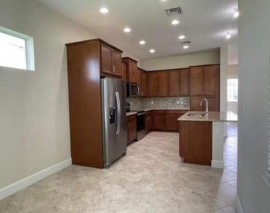 5573 Zestar Lane - Photo Thumbnail 6