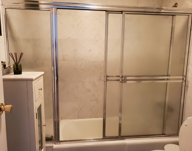 471 Broadway - Photo Thumbnail 7