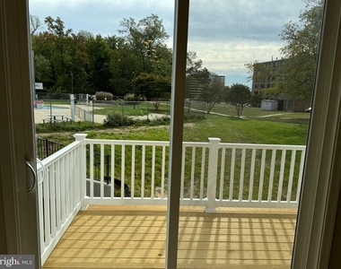 6063 Soho Way - Photo Thumbnail 5