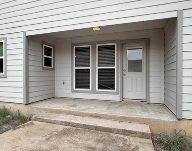 403 Fantail Loop - Photo Thumbnail 19