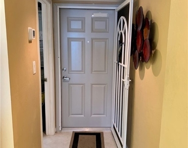 26000 Hickory Boulevard - Photo Thumbnail 17