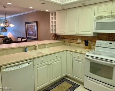 26000 Hickory Boulevard - Photo Thumbnail 13