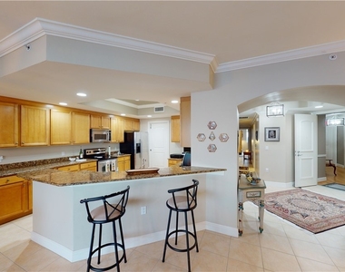 2104 W 1st Street - Photo Thumbnail 13