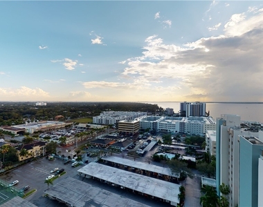 2104 W 1st Street - Photo Thumbnail 23