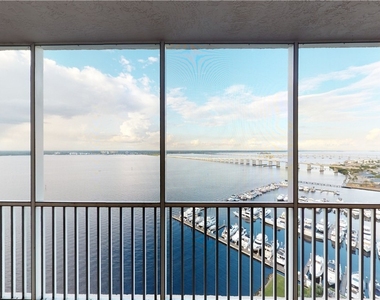 2104 W 1st Street - Photo Thumbnail 10