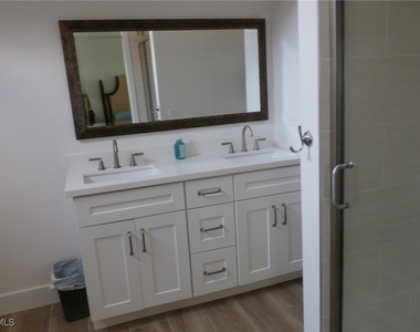 16252 Kelly Woods Drive - Photo Thumbnail 10