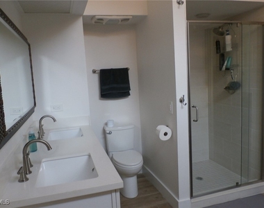 16252 Kelly Woods Drive - Photo Thumbnail 11