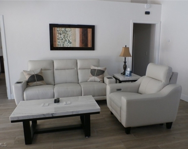 16252 Kelly Woods Drive - Photo Thumbnail 6