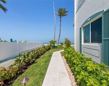 2011 Gulf Shore Boulevard N - Photo Thumbnail 14