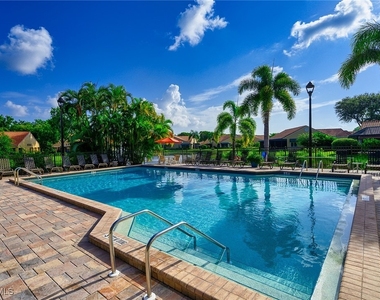 559 Beachwalk Circle - Photo Thumbnail 28