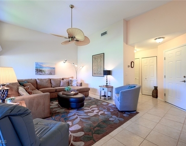 559 Beachwalk Circle - Photo Thumbnail 10