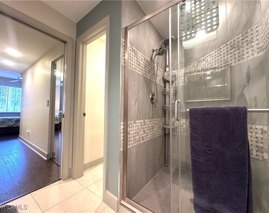 14907 Sterling Oaks Drive - Photo Thumbnail 13