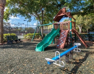 14907 Sterling Oaks Drive - Photo Thumbnail 31
