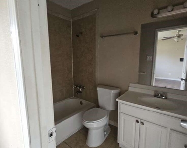 8715 Valley Ledge Drive - Photo Thumbnail 9