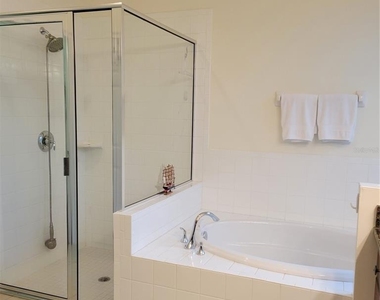 106 Lerida Court - Photo Thumbnail 14