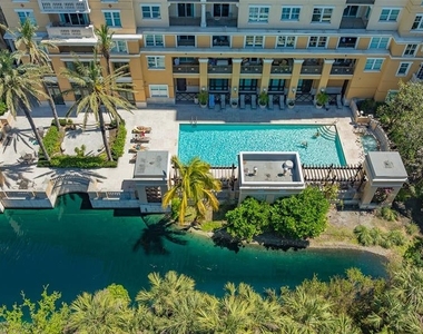 750 N Tamiami Trail - Photo Thumbnail 39