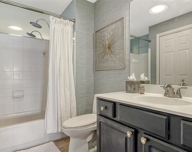 750 N Tamiami Trail - Photo Thumbnail 25
