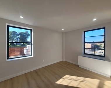 58-12 Queens Blvd - Photo Thumbnail 5