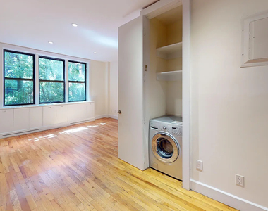 156 Prince Street - Photo Thumbnail 6
