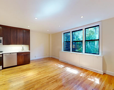 156 Prince Street - Photo Thumbnail 2